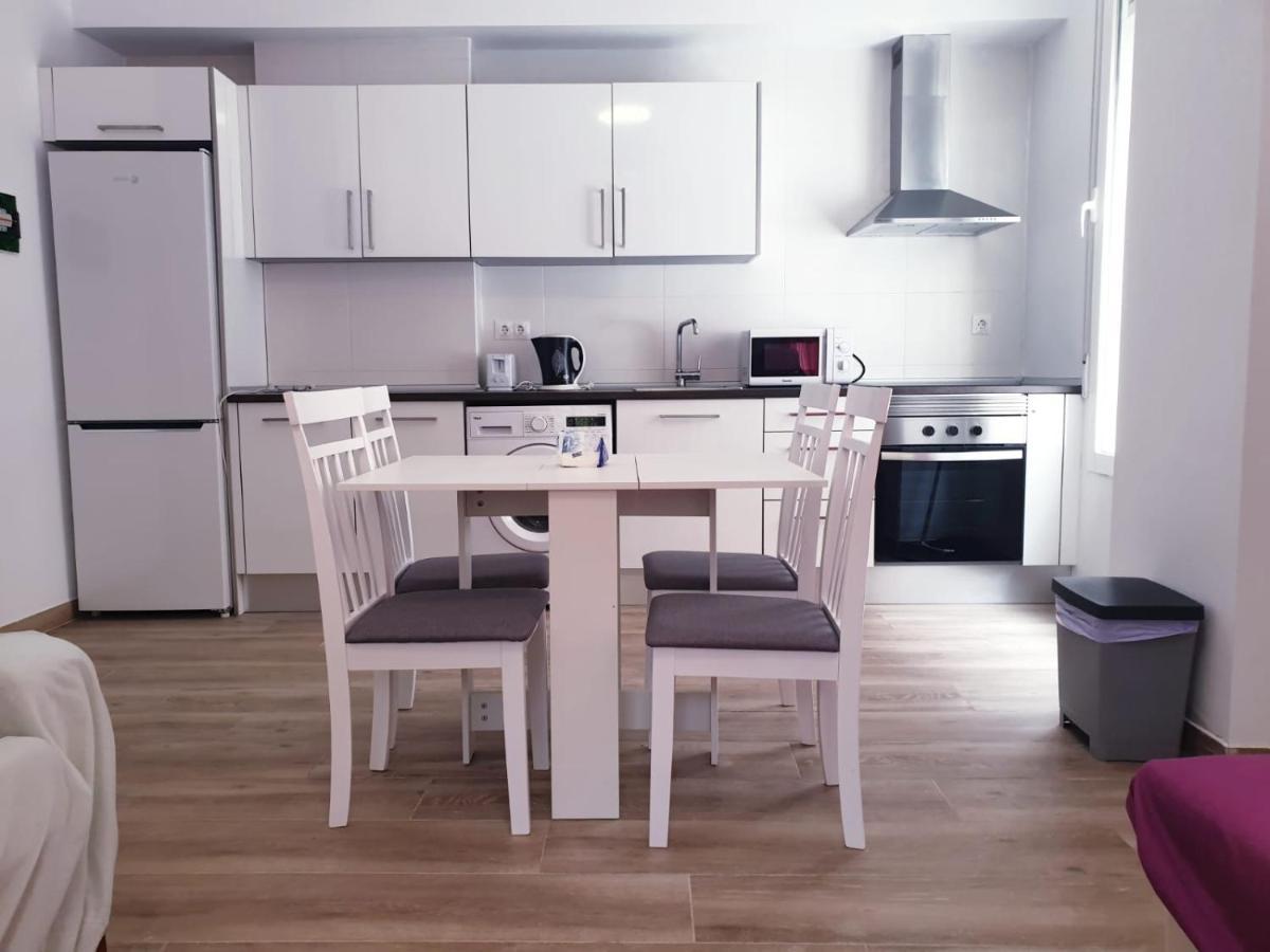 Premier Apartments บาเลนเซีย ภายนอก รูปภาพ